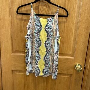 Yellow print top